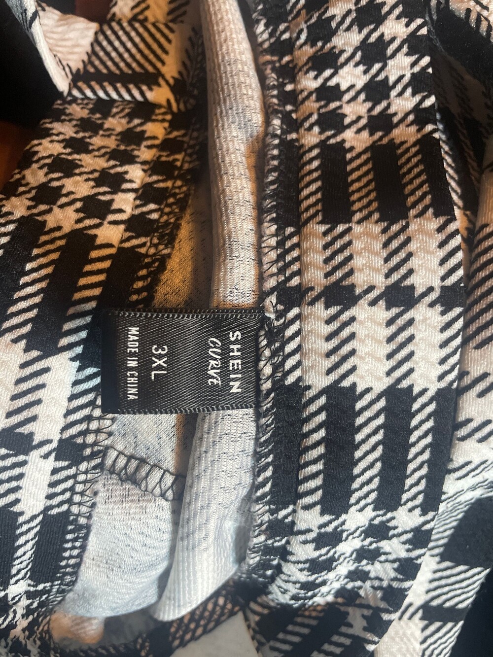 SHEIN skirt Curve 3XL Black and White Houndstooth Knit